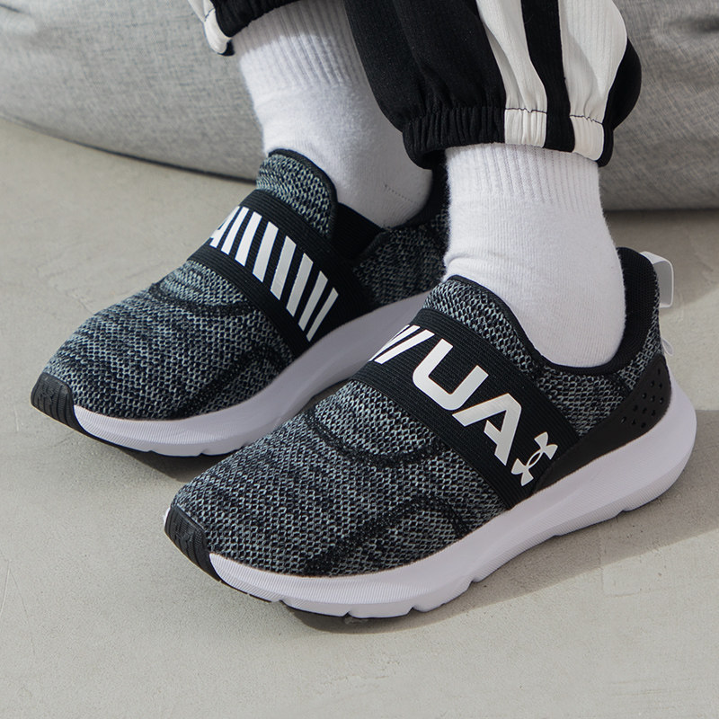 2026 언더아머 3026507 001 여성용 러닝화  - Knit Fabric Lace Up Sneakers 리뷰 및 가격