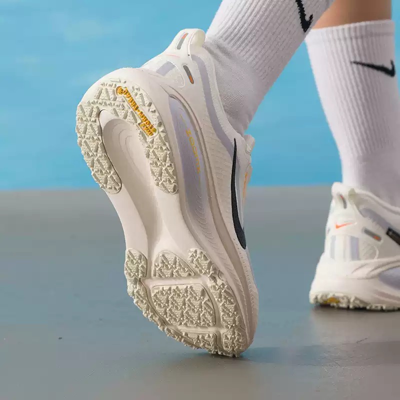 나이키 여성용 신발, 정품, 가벼운 무게, 도로용 러닝 - Lightweight Road Running Shoes 리뷰 및 가격