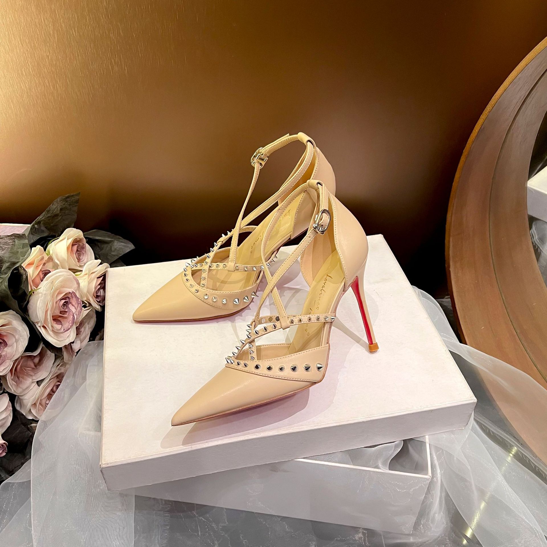 레트로 여성 신발 샌들 스틸레토 힐 정장 여성 베이지  - Sandals 리뷰 및 가격